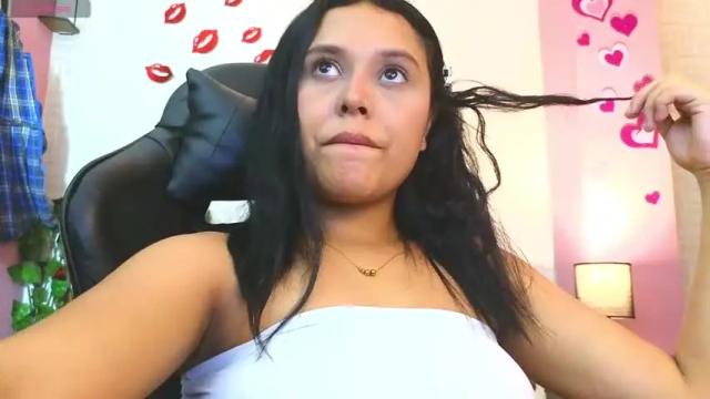 Image 11 of sweet_xue18 Stream on Chaturbate on 17 months ago
