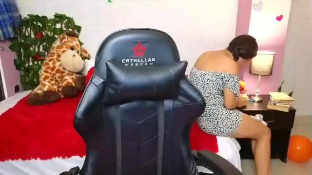 Thumbnail 1, sweet_xue18's Stream at Chaturbate, 16 months ago