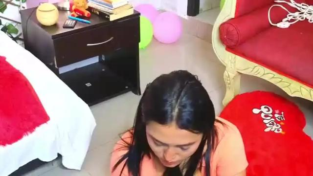Image 10 of sweet_xue18 Stream on Chaturbate on 16 months ago