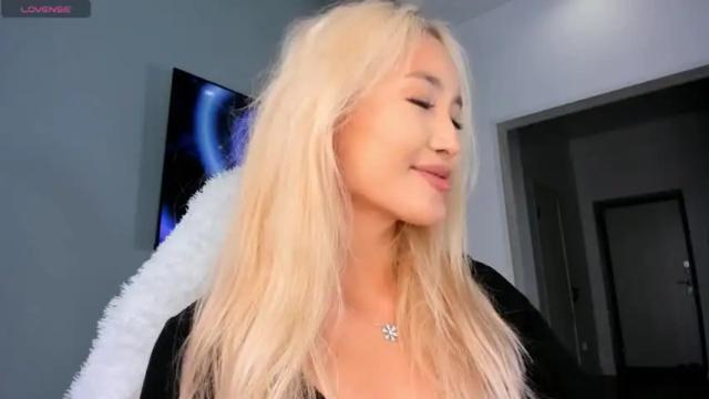 Image 10 of sweet_yasu Stream on Chaturbate on 14 months ago