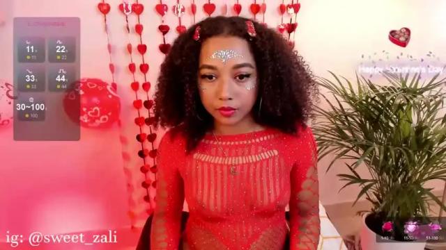 Image 3 of sweet_zali Stream on Chaturbate on 17 months ago