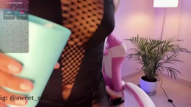 Thumbnail 2, sweet_zali's Stream at Chaturbate, 12 months ago