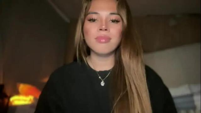 Thumbnail 1, sweetalexa19's Stream at Chaturbate, 3 months ago