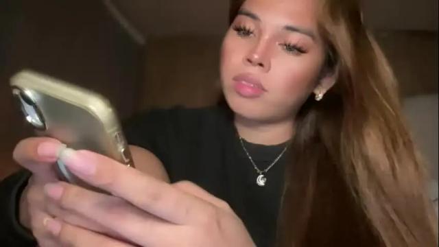 Image 11 of sweetalexa19 Stream on Chaturbate on 3 months ago