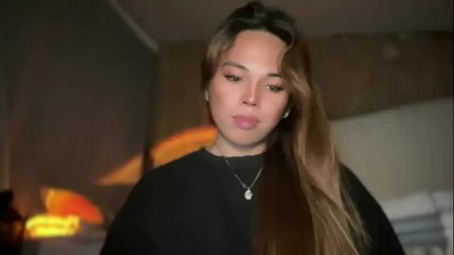 Image 8 of sweetalexa19 Stream on Chaturbate on 3 months ago