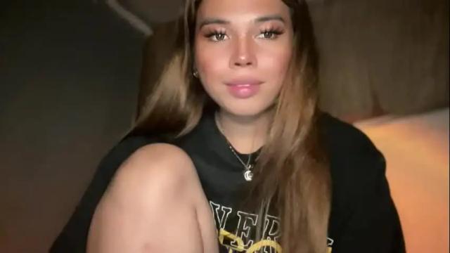 Image 4 of sweetalexa19 Stream on Chaturbate on 2 months ago