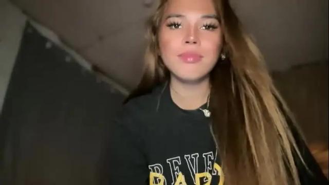 Image 12 of sweetalexa19 Stream on Chaturbate on 1 month ago