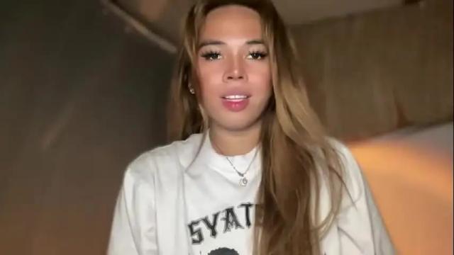 Image 4 of sweetalexa19 Stream on Chaturbate on 1 month ago