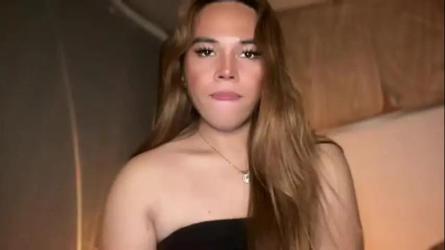 Image 4 of sweetalexa19 Stream on Chaturbate on 26 days ago