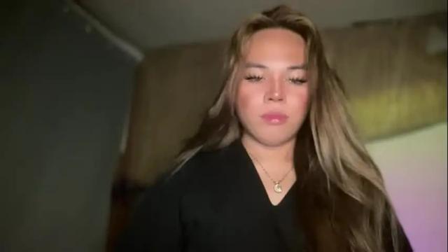 Image 6 of sweetalexa19 Stream on Chaturbate on 2 months ago
