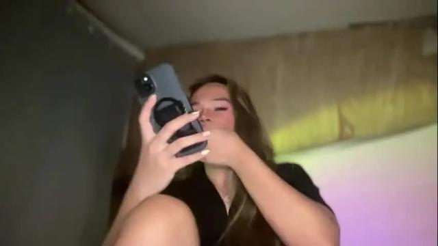 Image 7 of sweetalexa19 Stream on Chaturbate on 2 months ago