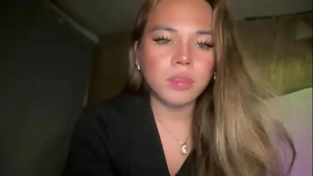 Image 8 of sweetalexa19 Stream on Chaturbate on 2 months ago