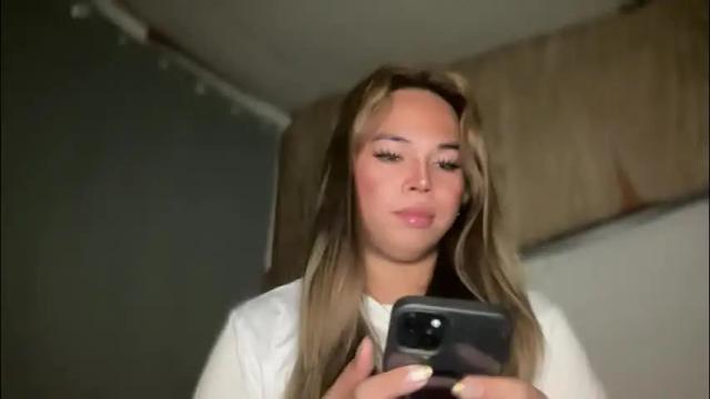 Image 11 of sweetalexa19 Stream on Chaturbate on 2 months ago