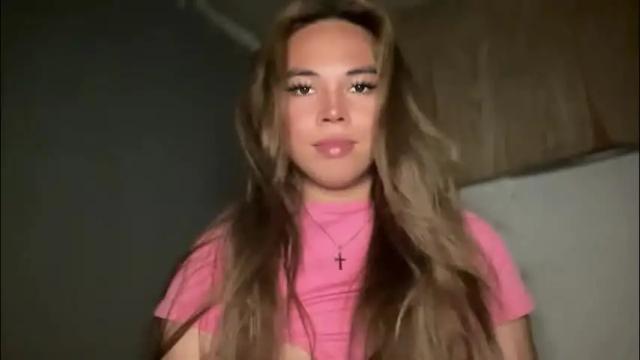 Image 11 of sweetalexa19 Stream on Chaturbate on 2 months ago