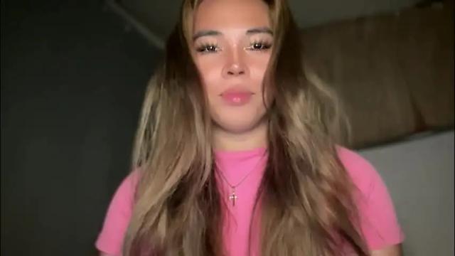 Image 3 of sweetalexa19 Stream on Chaturbate on 2 months ago
