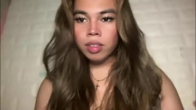 Image 2 of sweetalexa19 Stream on Chaturbate on 1 month ago