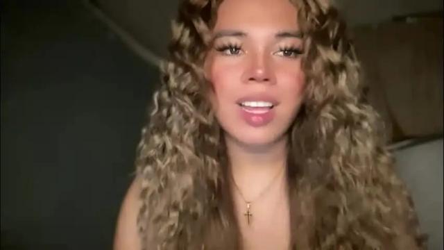 Image 10 of sweetalexa19 Stream on Chaturbate on 1 month ago