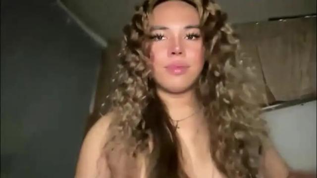Image 6 of sweetalexa19 Stream on Chaturbate on 1 month ago