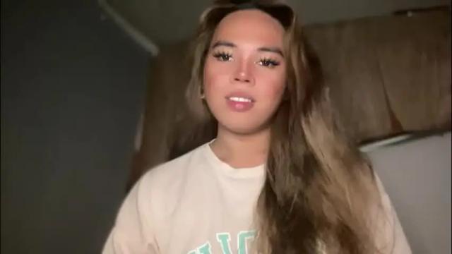 Image 3 of sweetalexa19 Stream on Chaturbate on 1 month ago