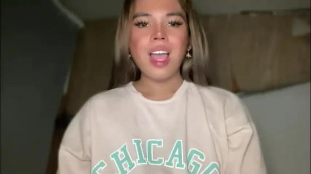 Image 4 of sweetalexa19 Stream on Chaturbate on 1 month ago
