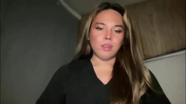 Image 2 of sweetalexa19 Stream on Chaturbate on 1 day ago