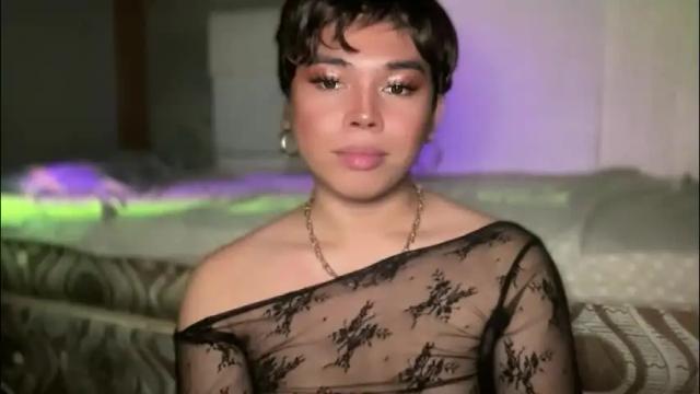 Image 2 of sweetalexa19 Stream on Chaturbate on 2 months ago