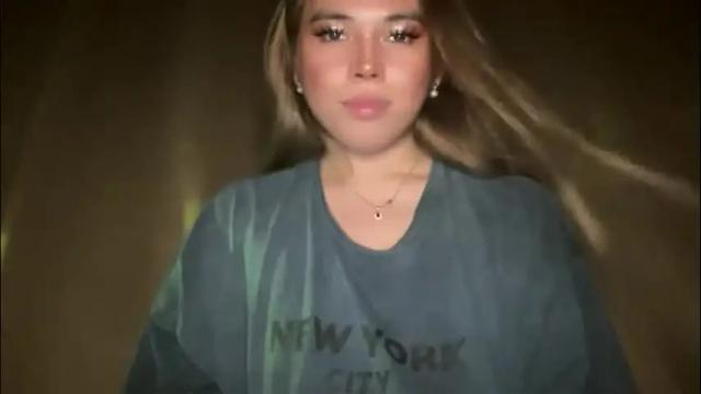 Image 4 of sweetalexa19 Stream on Chaturbate on 21 days ago