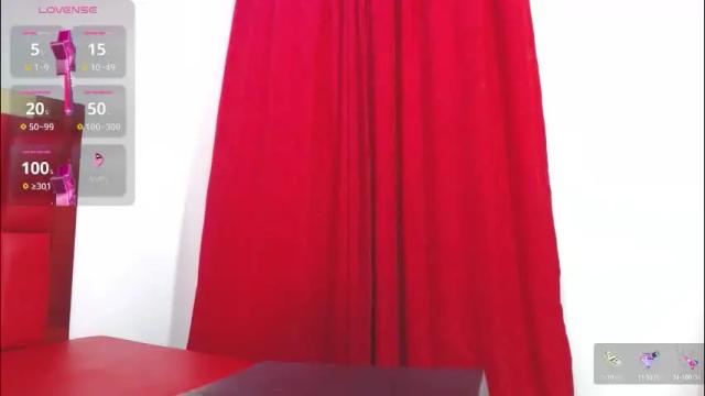 Image 2 of sweetandreagil Stream on Chaturbate on 2 months ago
