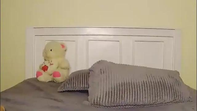 Image 3 of sweetandria_ Stream on Chaturbate on 10 days ago