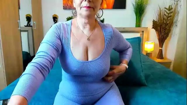 Image 2 of sweetangell69_ Stream on Chaturbate on 1 month ago