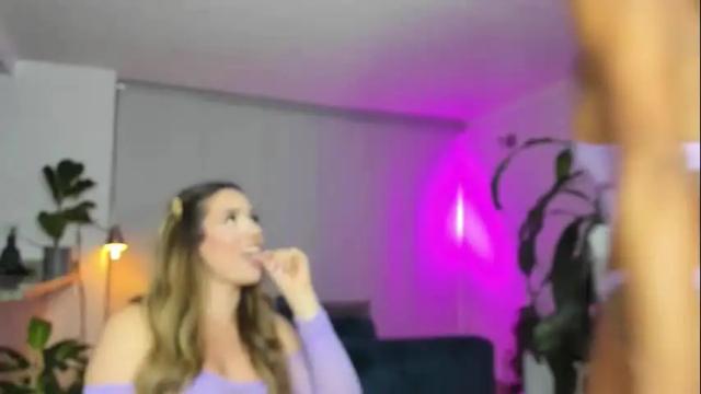 Image 10 of sweetann08 Stream on Chaturbate on 2 months ago