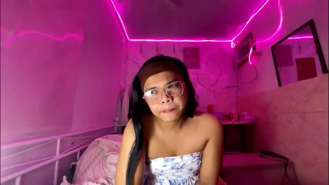 Image 12 of sweetasian_leith20 Stream on Chaturbate on 2 months ago