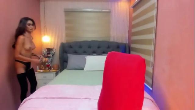 Image 12 of sweetasianlovemarie Stream on Chaturbate on 11 days ago