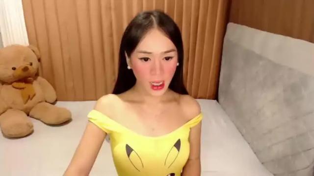 Image 2 of sweetbabygirltsxx Stream on Chaturbate on 14 months ago