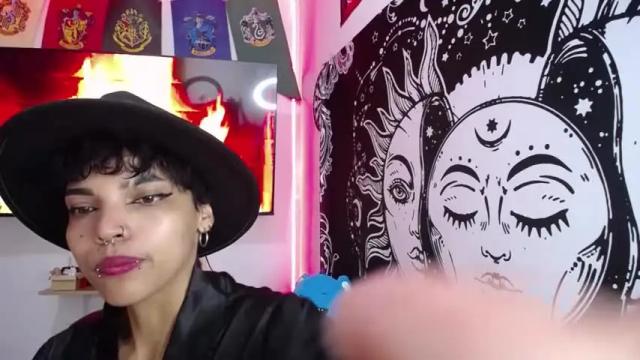 Image 3 of sweetbitter_ Stream on Chaturbate on 15 months ago