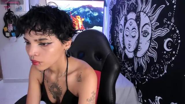 Image 4 of sweetbitter_ Stream on Chaturbate on 15 months ago