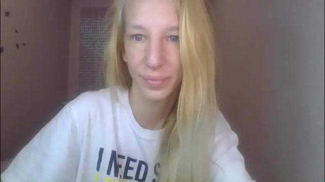 Image 10 of sweetblondye Stream on Chaturbate on 20 days ago