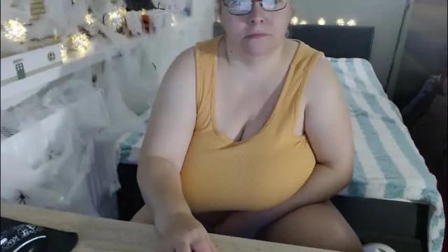 Image 7 of sweetboobs85h Stream on Chaturbate on 19 hours ago