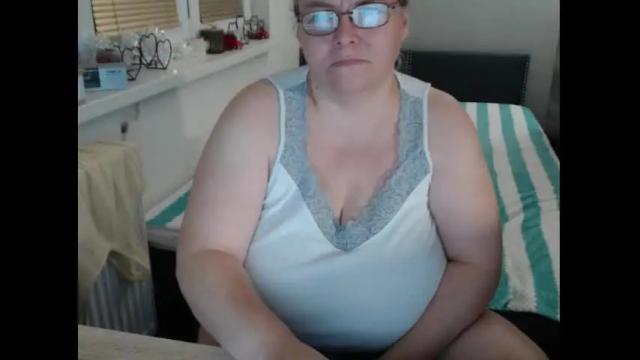 Image 7 of sweetboobs85h Stream on Chaturbate on 1 month ago