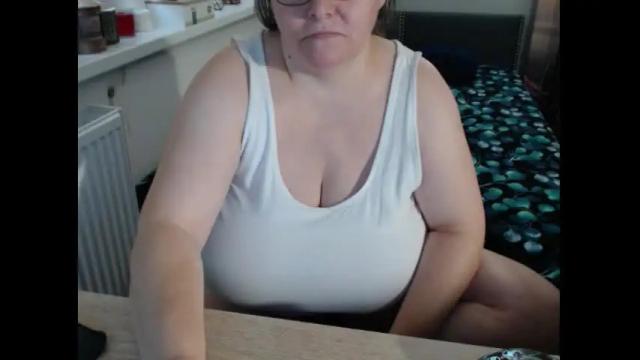 Image 6 of sweetboobs85h Stream on Chaturbate on 1 month ago