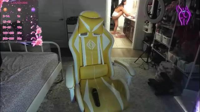 Image 12 of sweetbuttocks Stream on Chaturbate on 13 days ago