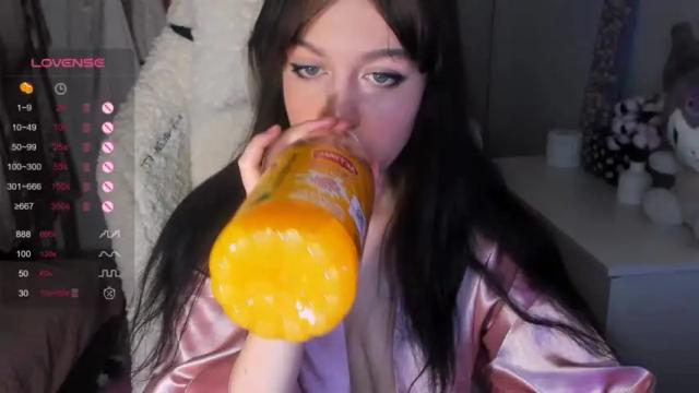 Image 11 of sweetcheecksmolly Stream on Chaturbate on 13 months ago
