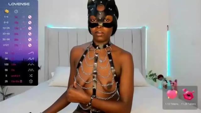 Image 2 of sweetchep304189 Stream on Chaturbate on 19 months ago