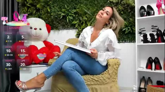 Image 2 of sweetcherry30_ Stream on Chaturbate on 2 months ago