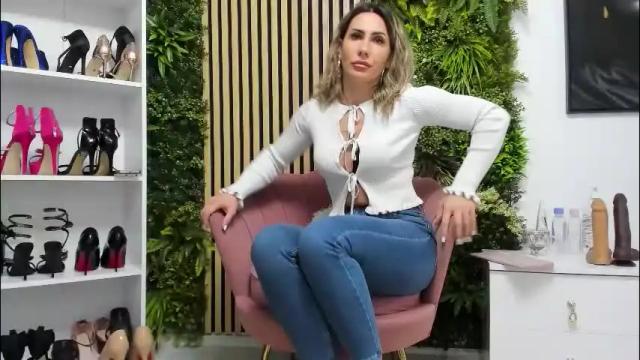 Image 3 of sweetcherry30_ Stream on Chaturbate on 15 days ago