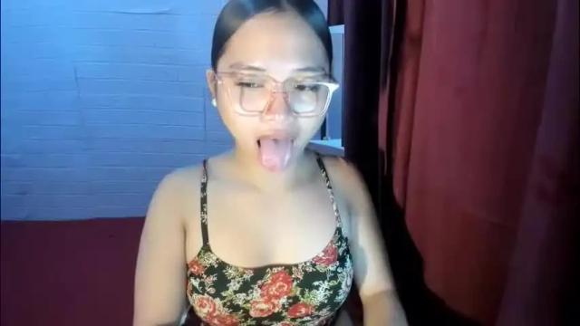 Image 4 of sweetcummer27 Stream on Chaturbate on 1 month ago