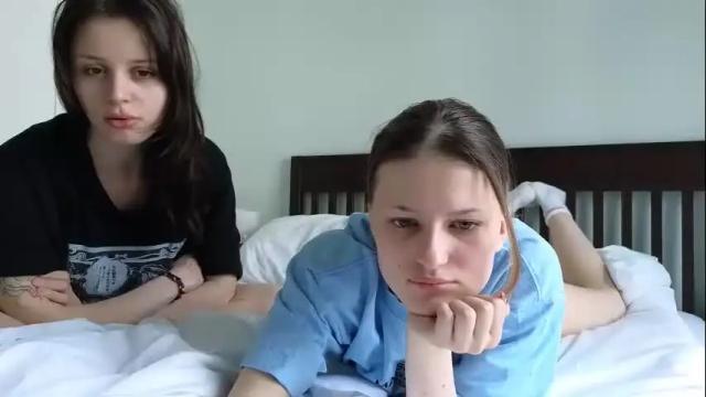 Image 3 of sweetdesiree_ Stream on Chaturbate on 1 month ago