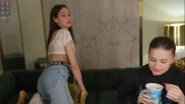 Image 12 of sweetdesiree_ Stream on Chaturbate on 1 month ago