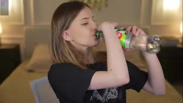 Image 8 of sweetdesiree_ Stream on Chaturbate on 15 days ago