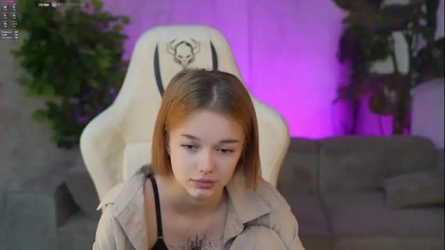Image 8 of sweetdesiree_ Stream on Chaturbate on 6 days ago